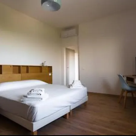 Quattro Stagioni Bed & Breakfast *